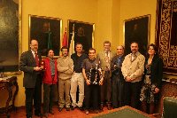 El rector recibe a los componentes del equipo de la UCO que se clasific en tercer lugar en el Trofeo Ciudad de Crdoba.