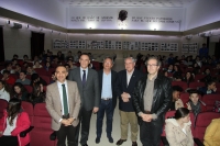 De izqda. a dcha., Alfonso Zamorano, Jos Carlos Gmez Villamandos, Jos Luna Jurado, Cristobal Hurtado y Faustino Rider antes de comenzar la charla con los estudiantes