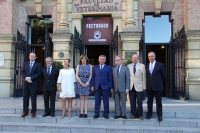 Autoridades en la clausura de curso de la Ctedra Prasa de Empresa Familiar