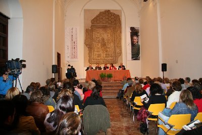 Concha Velasco, Pedro Olea, Manolo Sanlcar y Pablo Garcia Baena protagonizan la segunda jornada del congreso sobre Gala.