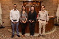 Guillermo Beltrn (Director General Adjunto), Rosario Moyano (Decana de la Facultad de Veterinaria), Salud Serrano (Vicedecana de la Facultad de Veterinaria) y Sergio Ledesma (Director de Calidad) en las instalaciones de FAMADESA en Campanillas (Mlaga).