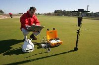 Un estudio de la Universidad de Crdoba revela que el agua destinada al riego de los campos de golf podra reducirse en mas de un 30%