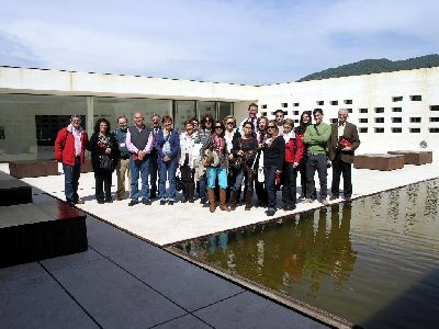 Profesores, alumnos y PAS de Filosofa inician un programa de visitas a Medina Azahara